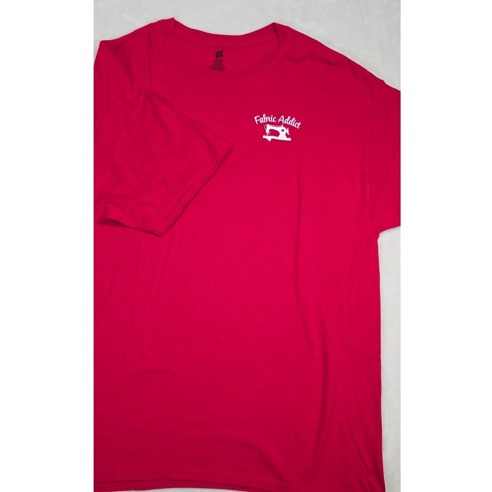Hanes T-Shirt Women 2XL Red Excellent Sewing Fabric Hoarders Graphic Tee Y2K